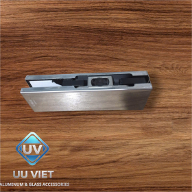 KẸP KÍNH DƯỚI VICKINI