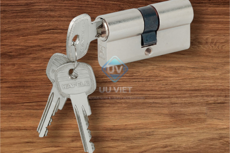 Ruột khóa, Ruột khóa hai đầu cho ban công