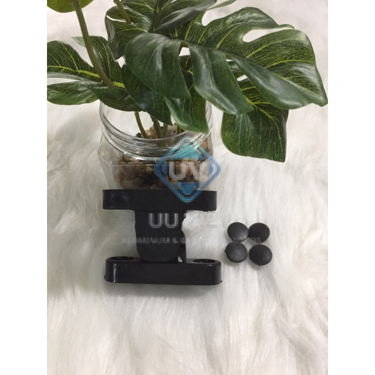 HÍT CỬA ĐI NHỰA ĐEN